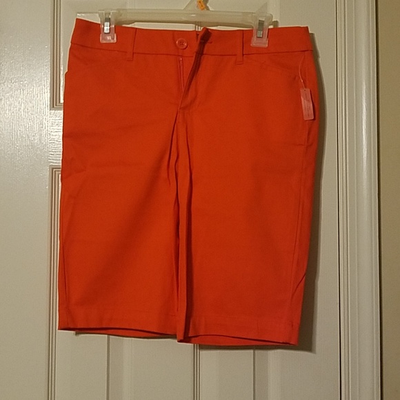 Short pants - Picture 3 of 4